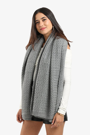 Soft Zigzag Pattern Throw