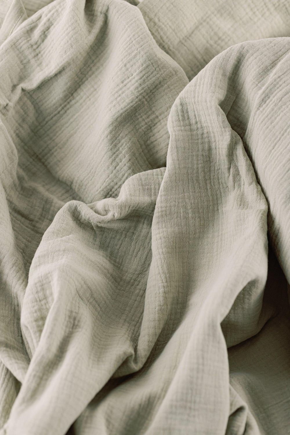 Cozy Crinkle Throw