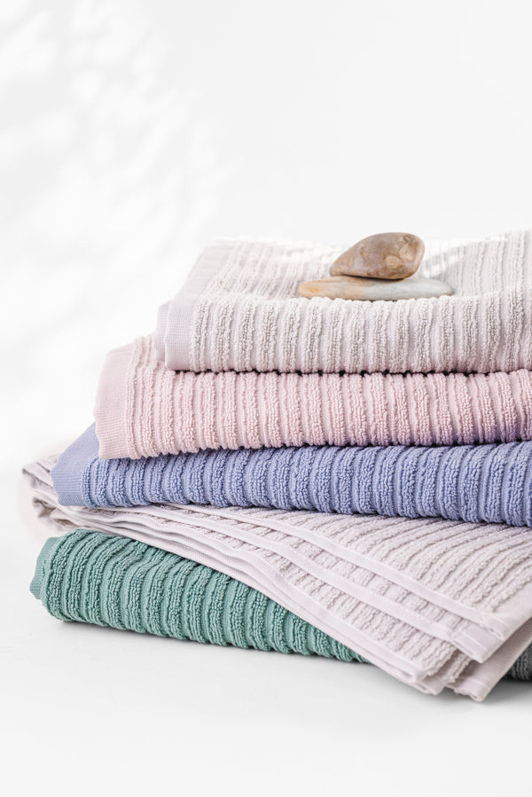 Textured Bath Towel (140*70cm)